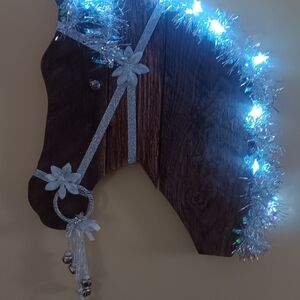 Illuminated Horse Head Garland with Silver and Blue Accents